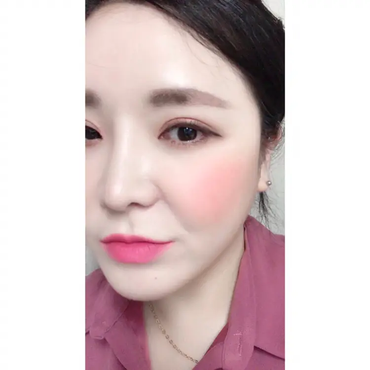 선택된 언니의파우치 리뷰 이미지 - [바이 플라워 블러셔 [03 자몽 솜사탕]]
