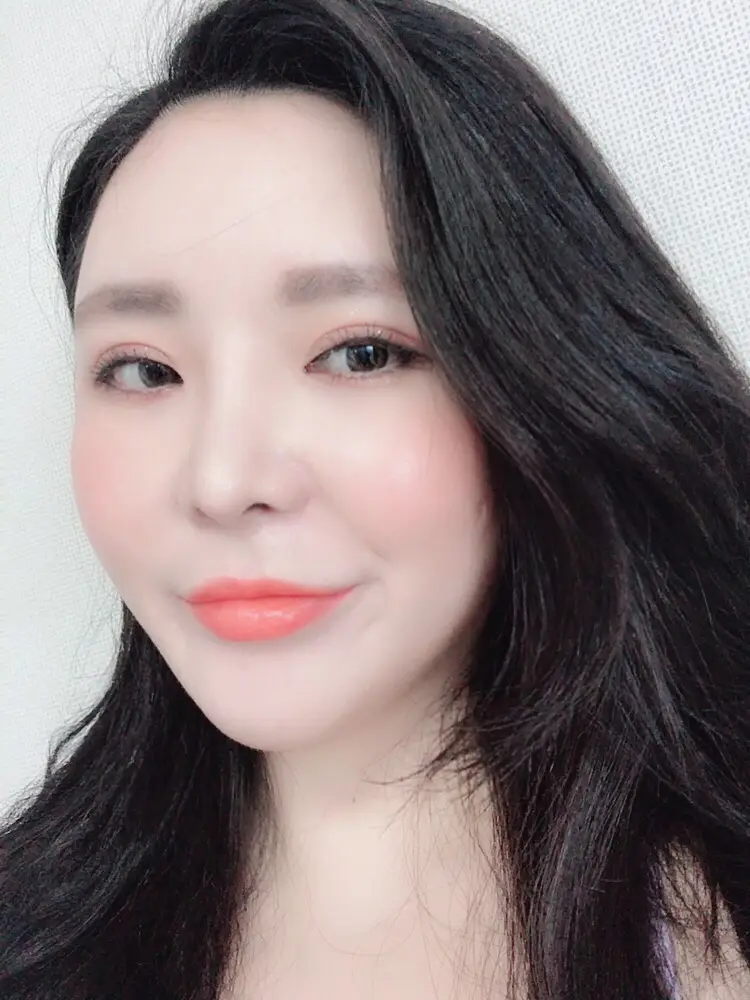 선택된 언니의파우치 리뷰 이미지 - [레드 립스틱 [OR01 캐럿오렌지]]