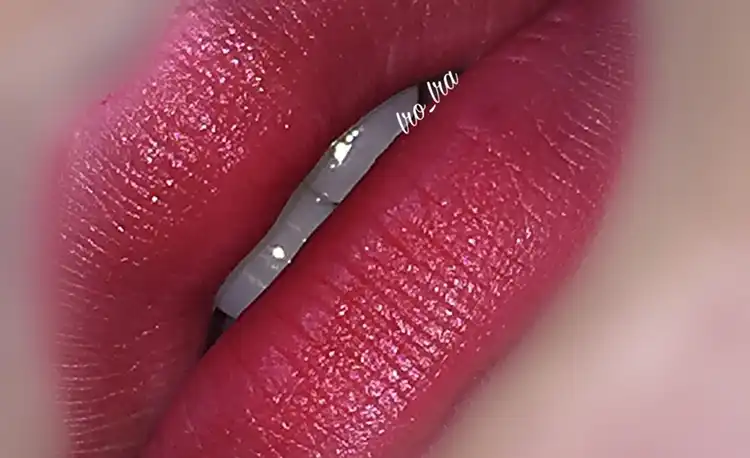 컨투어 립 컬러 [컨트롤러]