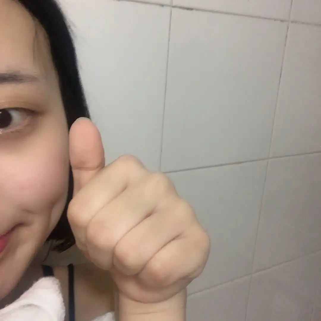 언니의파우치 리뷰 이미지 9 - [셀럽 마이크로 폼 클렌저]