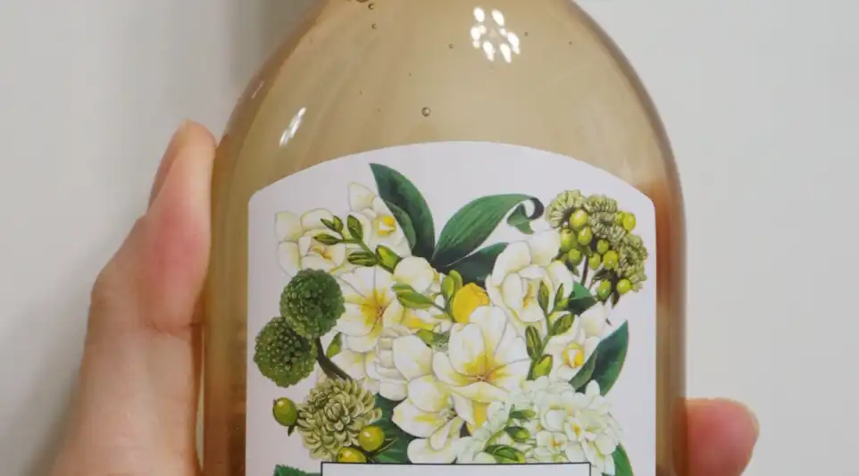 보태니컬 샴푸 [프리지아&그린부케 향]