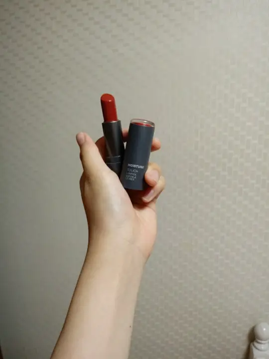 선택된 언니의파우치 리뷰 이미지 - [모이스처 터치 립스틱 (BR01 시티브라운)]
