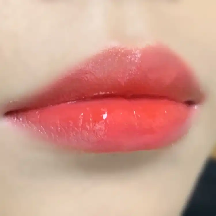 언니의파우치 리뷰 이미지 5 - [앙큼 라이어 코팅 틴트 [01 수줍은복숭아인척]]