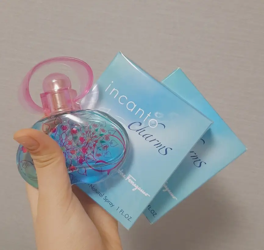 선택된 언니의파우치 리뷰 이미지 - [살바토레페라가모 인칸토 참 우먼 오드뚜왈렛 30ml]