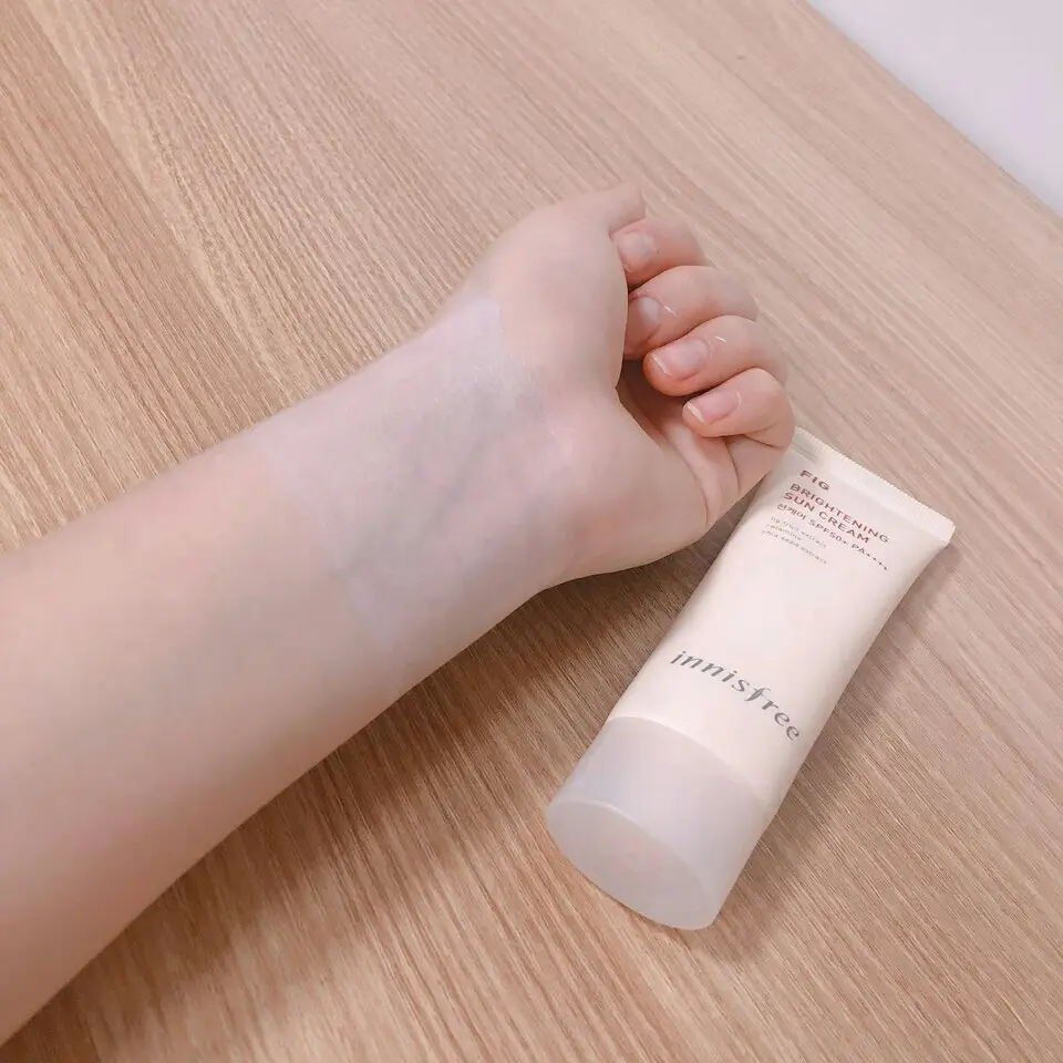 선택된 언니의파우치 리뷰 이미지 - [슈퍼푸드 무화과 브라이트닝 선크림]