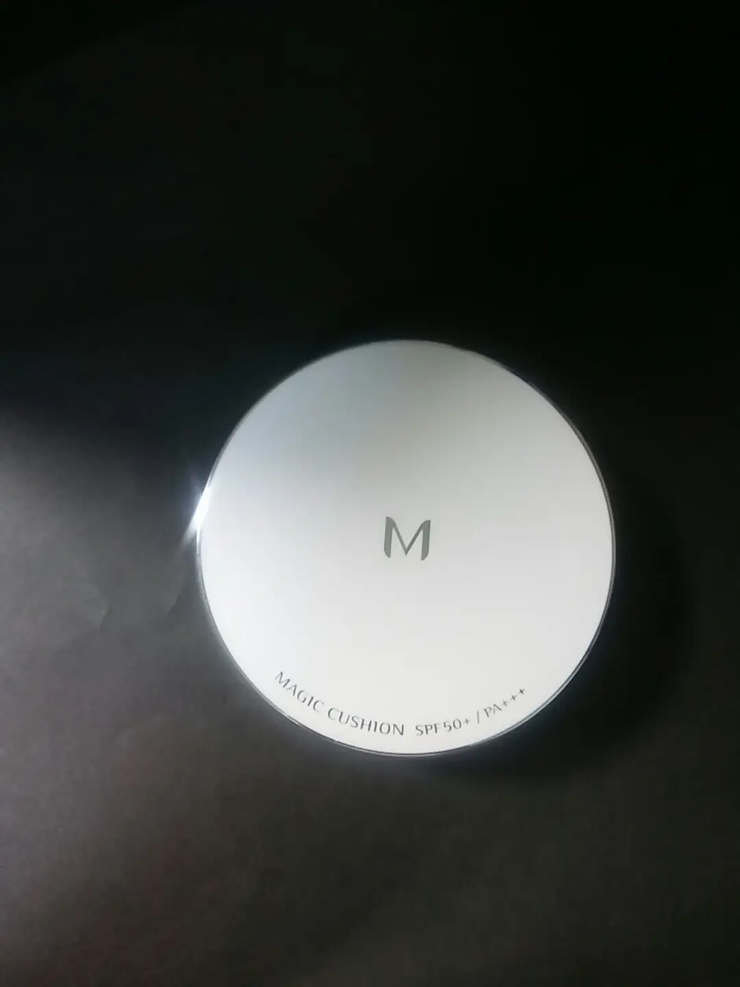 선택된 언니의파우치 리뷰 이미지 - [[M] 매직 쿠션 모이스처 SPF50+ PA+++ [23호]]