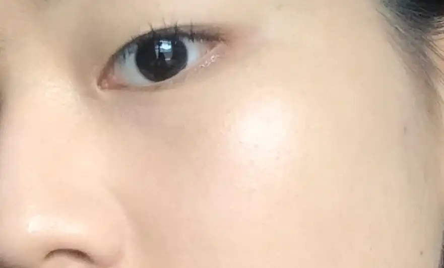 커버 파운데이션 [21N 차분한 아이보리]