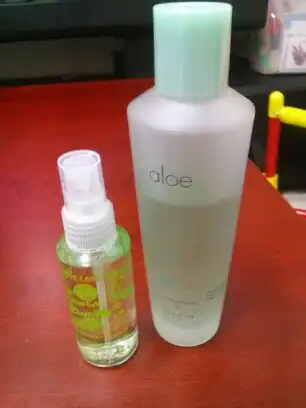 언니의파우치 리뷰 이미지 4 - [알로에 진정 토너]