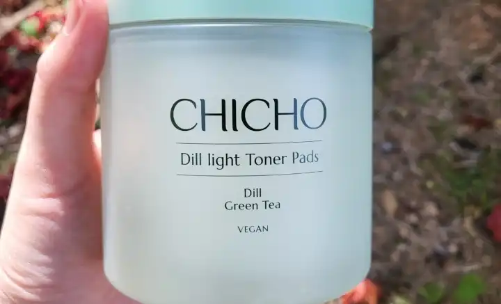 딜라이트 토너 패드