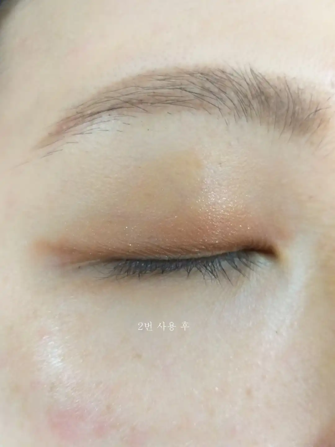 언니의파우치 리뷰 이미지 9 - [아이즈온 문라이트 섀도우 팔레트 [03 스파클오렌지]]