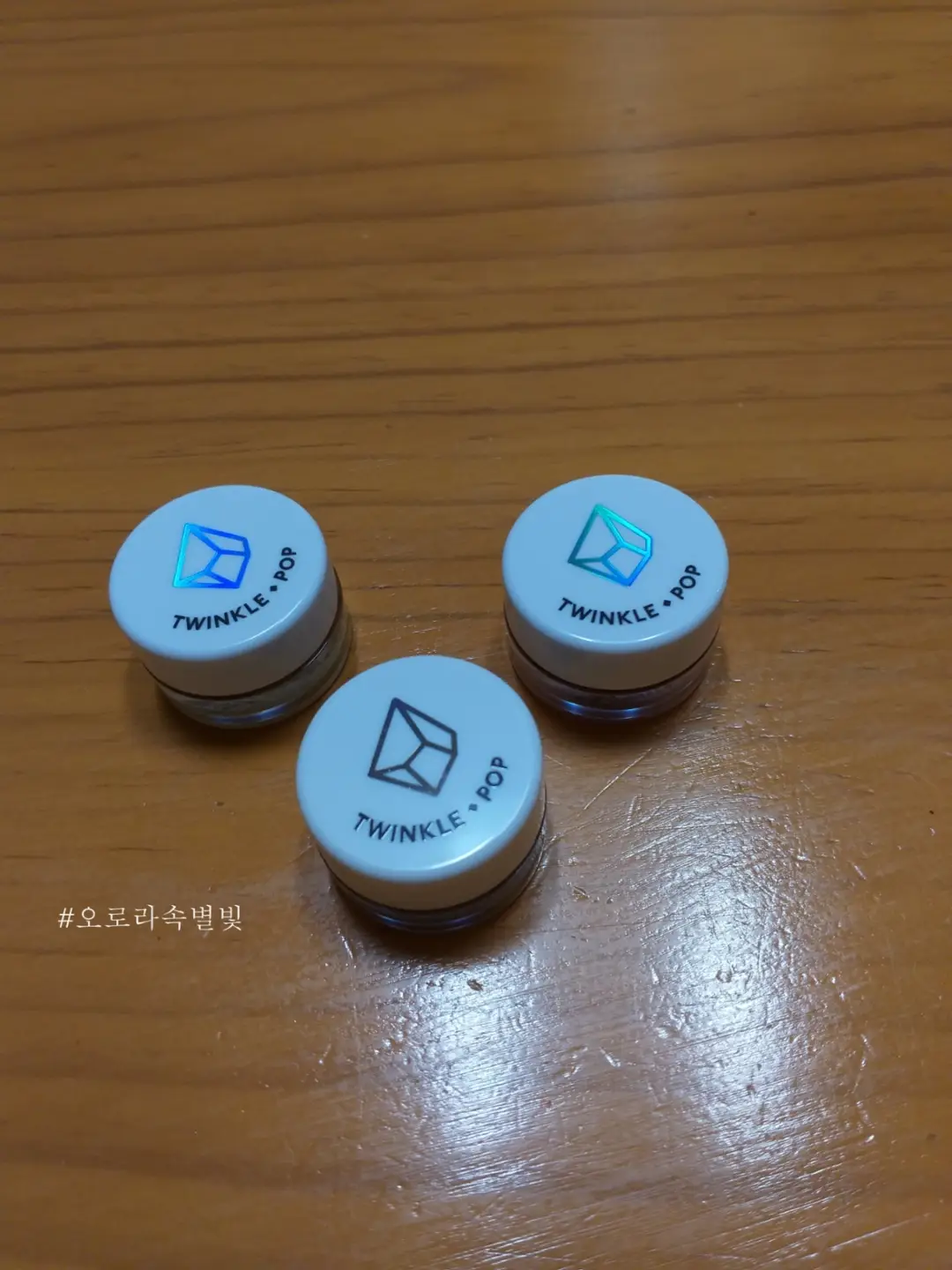 선택된 언니의파우치 리뷰 이미지 - [젤리 글리터 트리오 썸머에디션 [22 북극성반짝]]