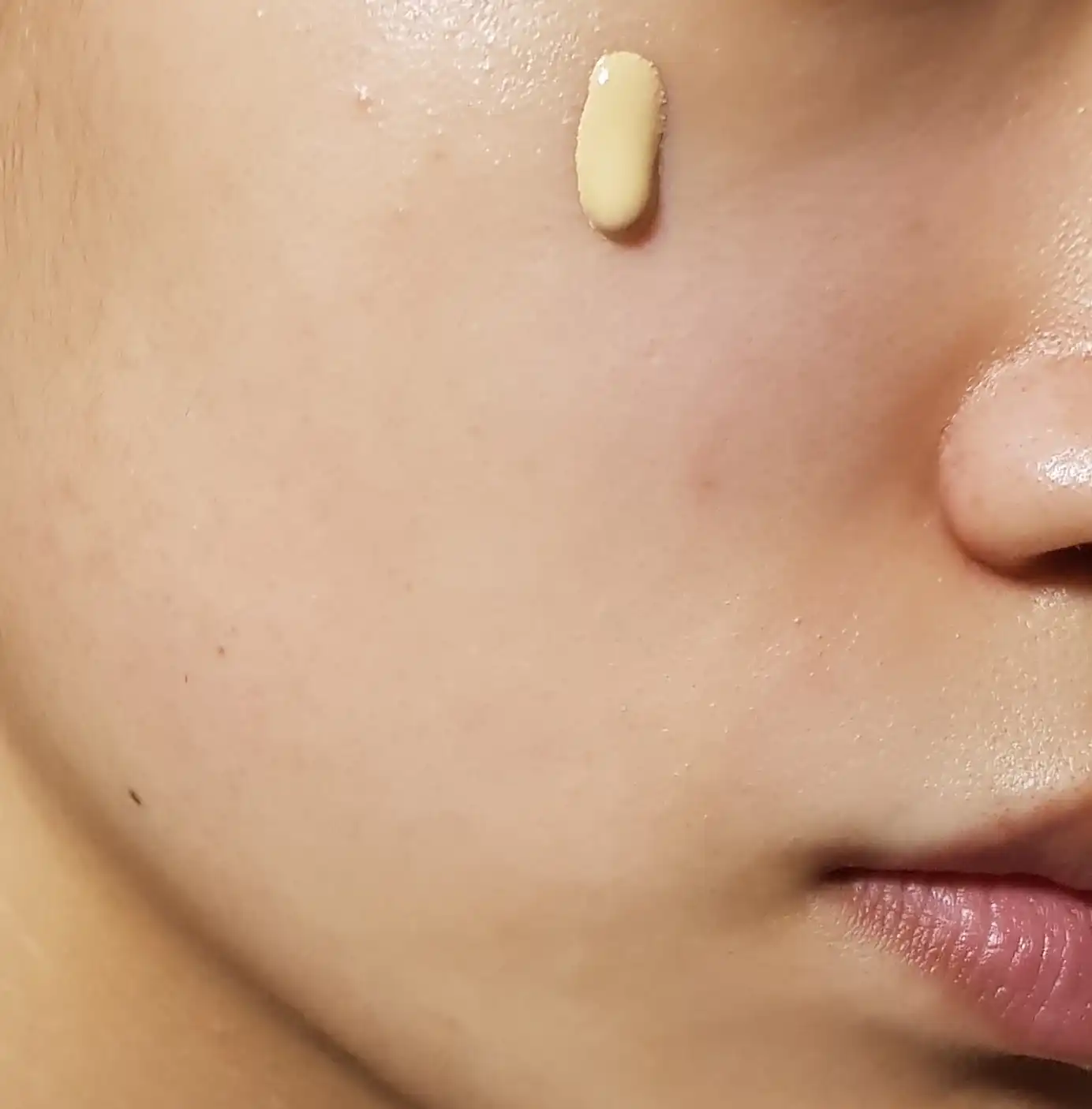 언니의파우치 리뷰 이미지 8 - [커버리셔스 파워 핏 파운데이션 [23 피넛]]