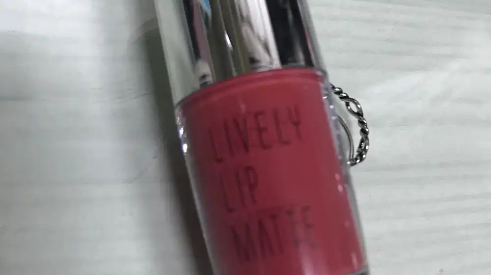 라이블리 립매트 LM 003 볼드핑키 매트