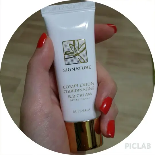선택된 언니의파우치 리뷰 이미지 - [[시그너처] CC 비비크림 20ml [화이트/맑은 안색]]