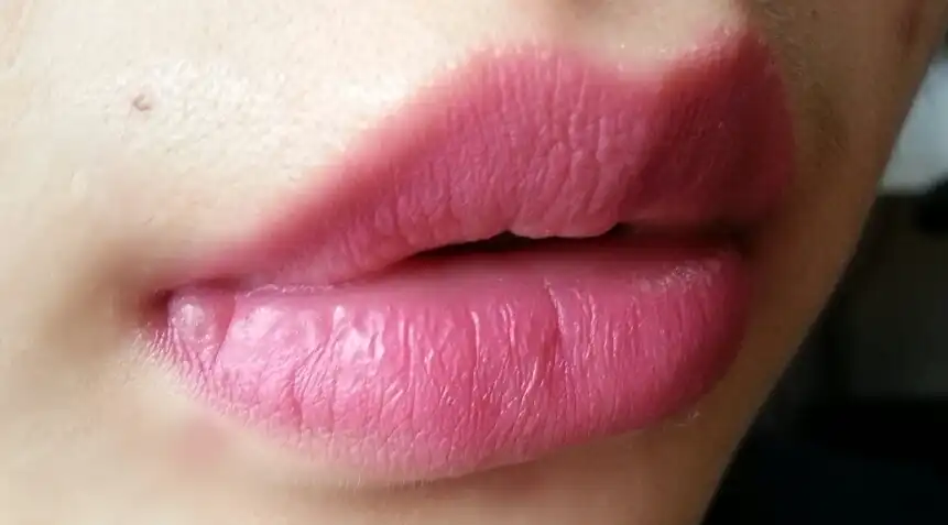 블로썸 카레스 쿠션 틴트