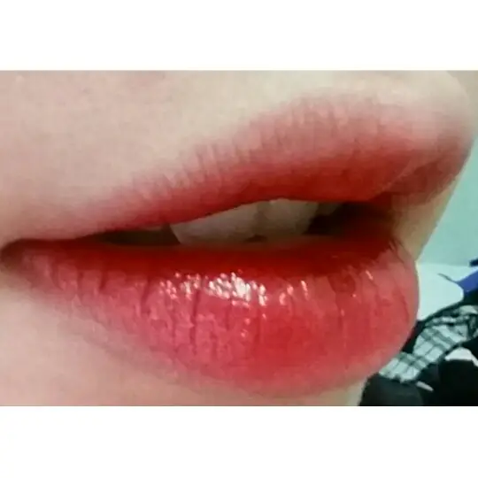선택된 언니의파우치 리뷰 이미지 - [디어 마이 블루밍 립스-톡 (겁먹은 레드)]
