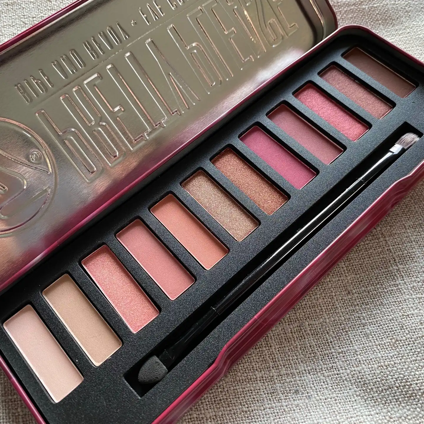 프리티 플리즈 아이섀도우 팔레트