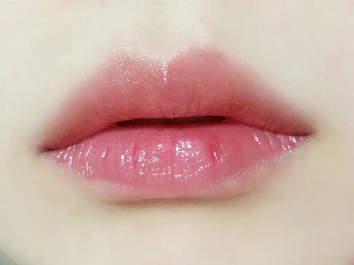 선택된 언니의파우치 리뷰 이미지 - [루쥬 뷔르 꾸뛰르 베르니 아 레브르 레블 누드(105)]