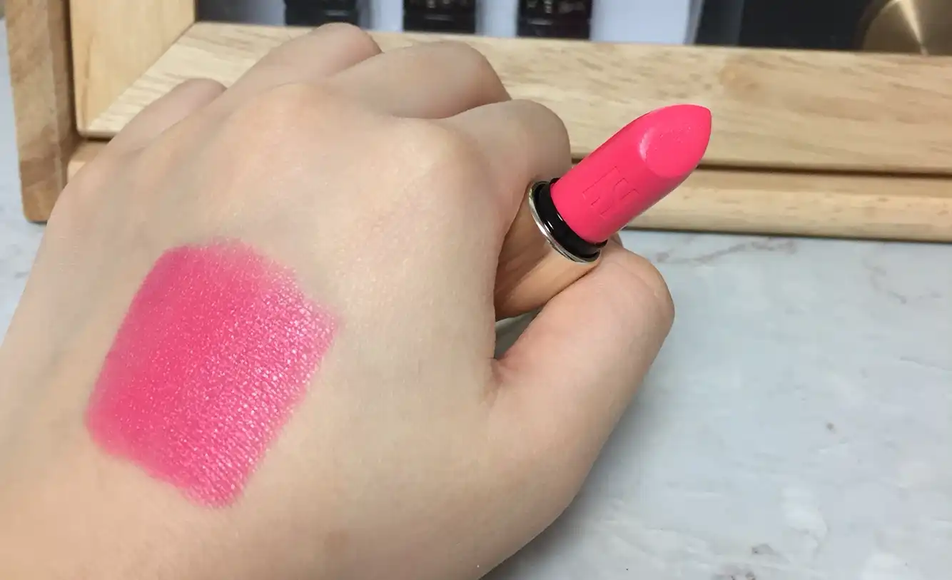 헤라 루즈홀릭 크림 [112호 킬링핑크]