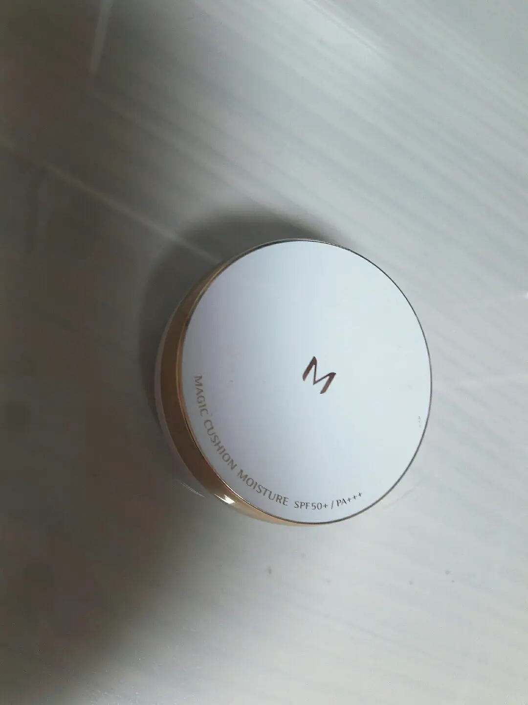 선택된 언니의파우치 리뷰 이미지 - [[M] 매직 쿠션 모이스처 SPF50+ PA+++ [21호]]