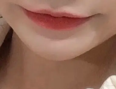선택된 언니의파우치 리뷰 이미지 - [라스트 벨벳 립 틴트 [02생기갑]]