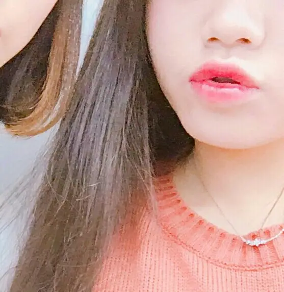 선택된 언니의파우치 리뷰 이미지 - [리얼핏 크리미 립스틱 [8호 가을숲 달빛 레드]]