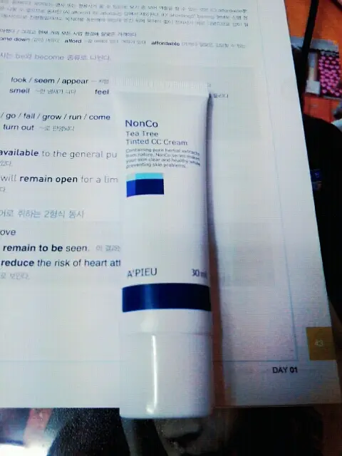 선택된 언니의파우치 리뷰 이미지 - [[난코 티트리] 틴티드 씨씨 크림]