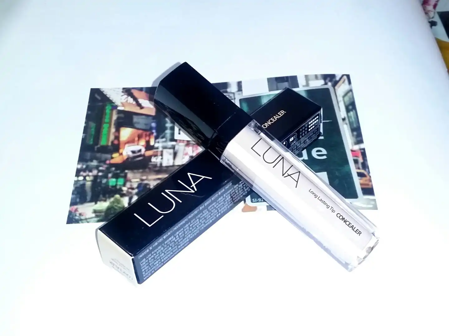 롱래스팅 팁 컨실러 [01호 라이트 베이지]