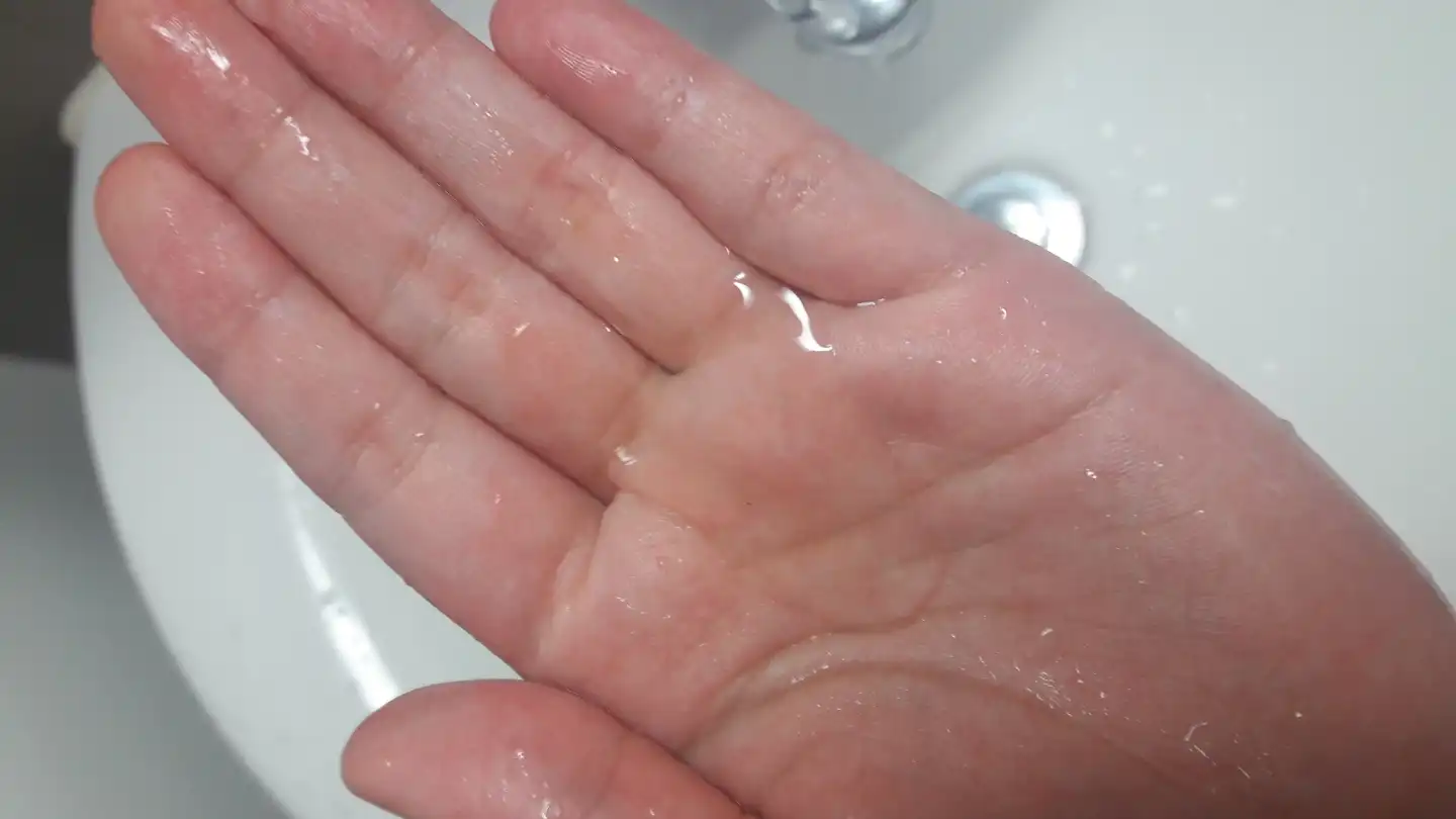 언니의파우치 리뷰 이미지 5 - [마일드 AC 릴리프 클렌저]