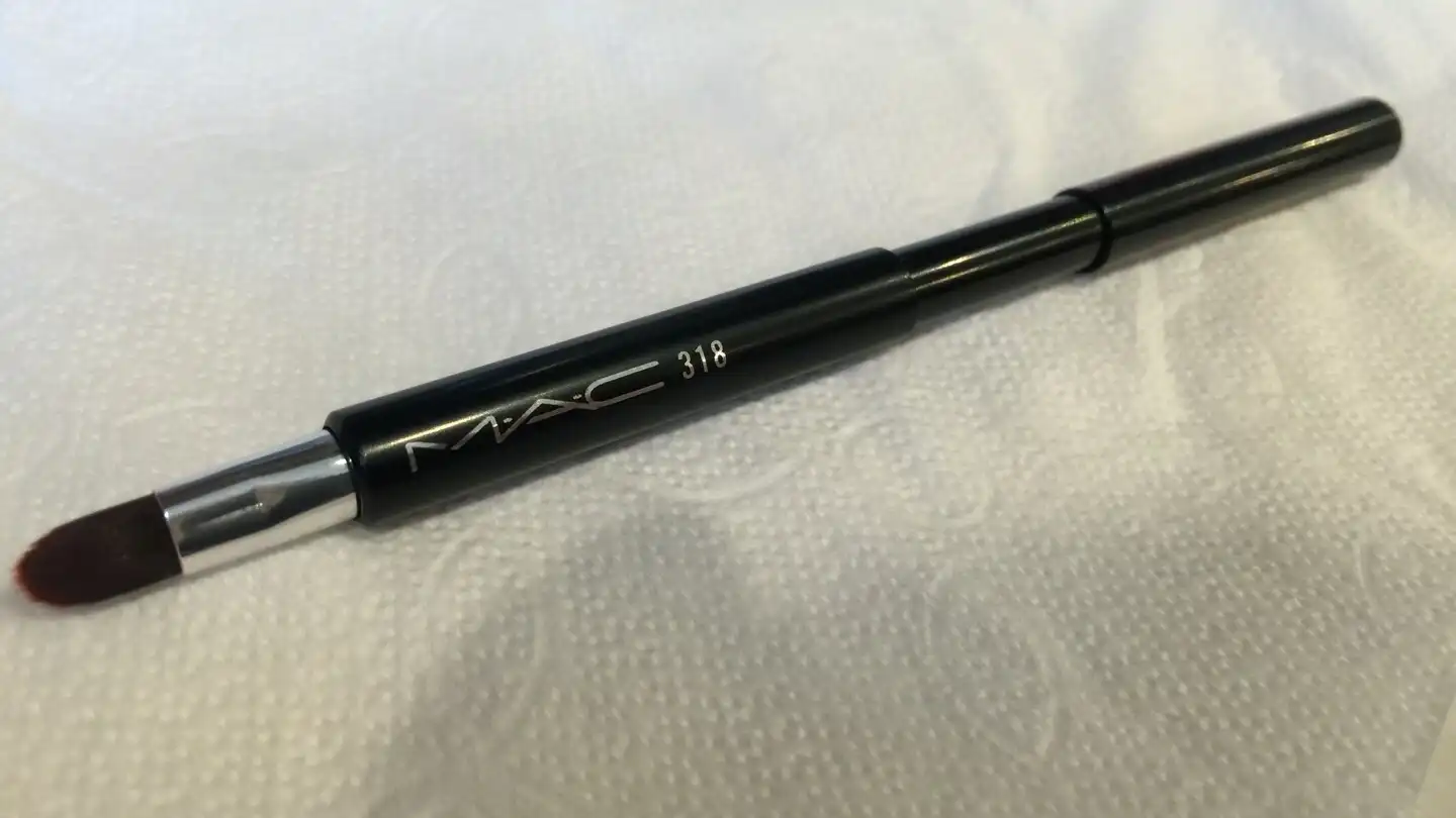 318 리트렉터블 브러시