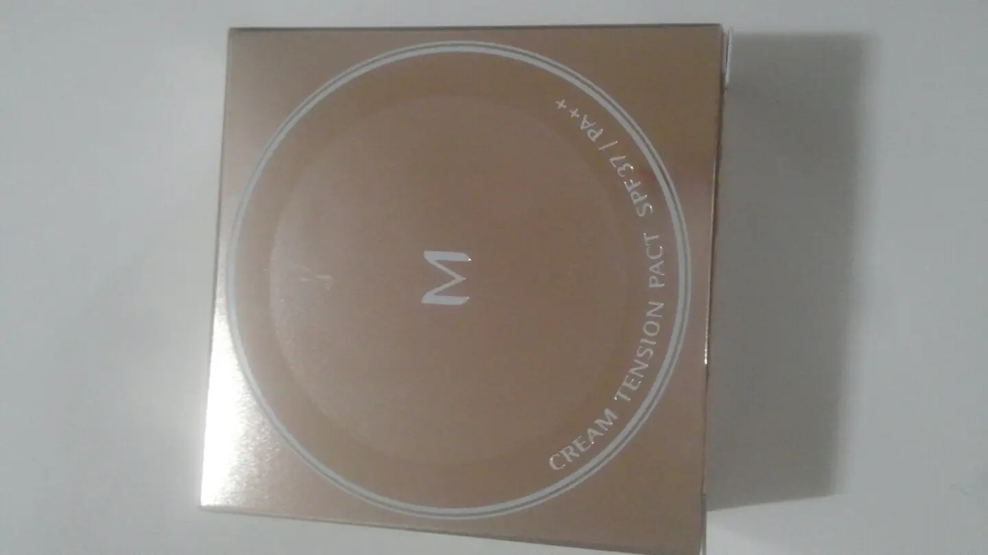 선택된 언니의파우치 리뷰 이미지 - [[M] 크림 텐션 팩트 SPF37 PA++ [2호 내추럴 베이지]]