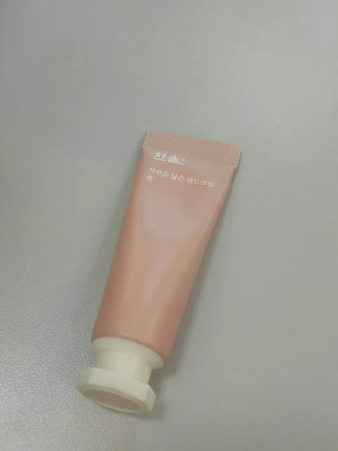 선택된 언니의파우치 리뷰 이미지 - [자연을 닮은 핸드크림 [쌀]]