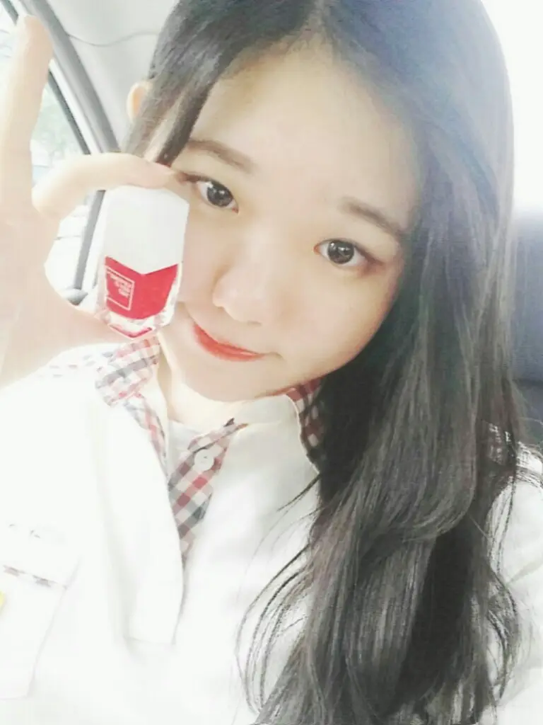 선택된 언니의파우치 리뷰 이미지 - [쿨링미 프루프 립톤 겟잇 틴트 [04 레드핫]]