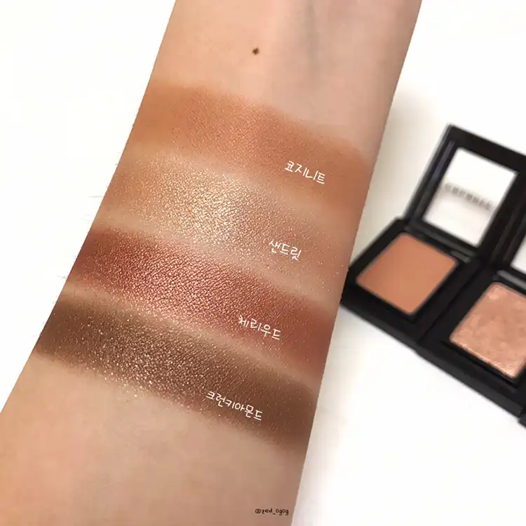 언니의파우치 리뷰 이미지 5 - [아이즈핏 섀도우 데일리 [코지니트]]