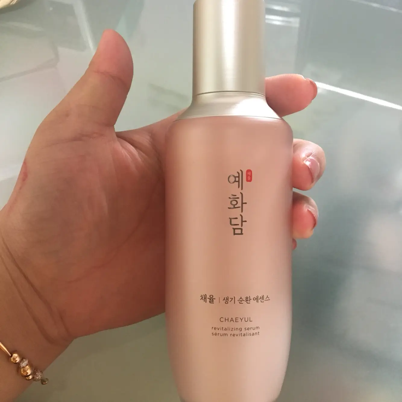 선택된 언니의파우치 리뷰 이미지 - [예화담 생기 순환 에센스]