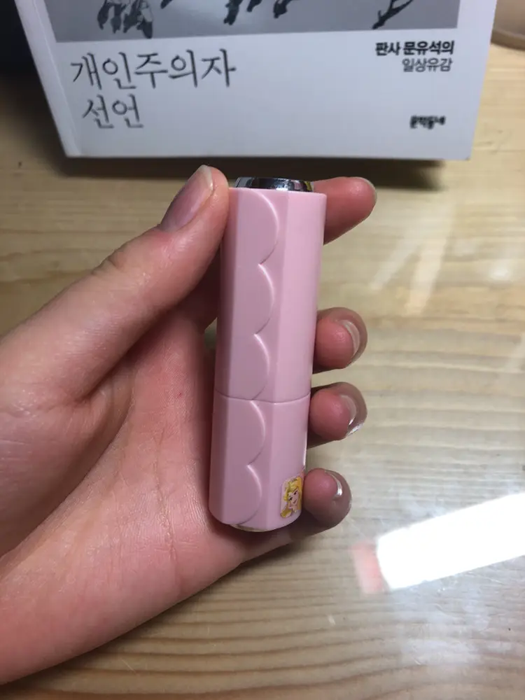 선택된 언니의파우치 리뷰 이미지 - [디어 마이 블루밍 립스 톡 매트 [RD312 냉정한 레드]]