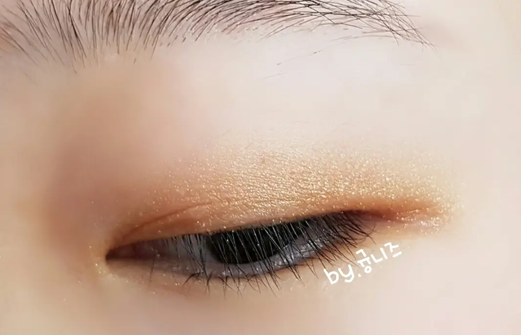 선택된 언니의파우치 리뷰 이미지 - [모던 섀도우 이탈프리즘 [8호 밀라노 쇼]]