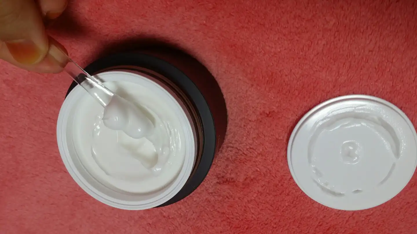 언니의파우치 리뷰 이미지 8 - [데일리 너리싱 닙스 크림]