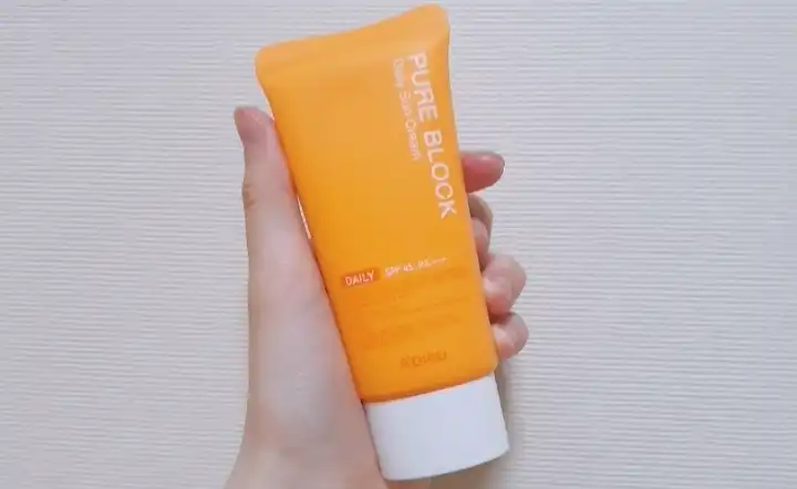 퓨어 블록 내추럴 데일리 선크림