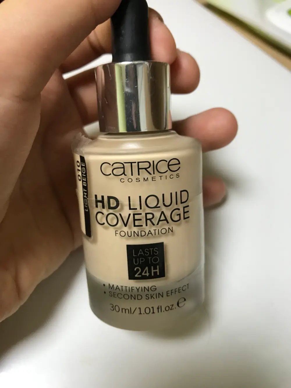 선택된 언니의파우치 리뷰 이미지 - [HD 리퀴드 커버리지 파운데이션 [010 라이트 베이지]]