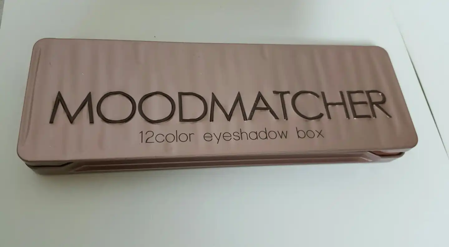 글램컬렉션 12컬러 아이섀도우 박스