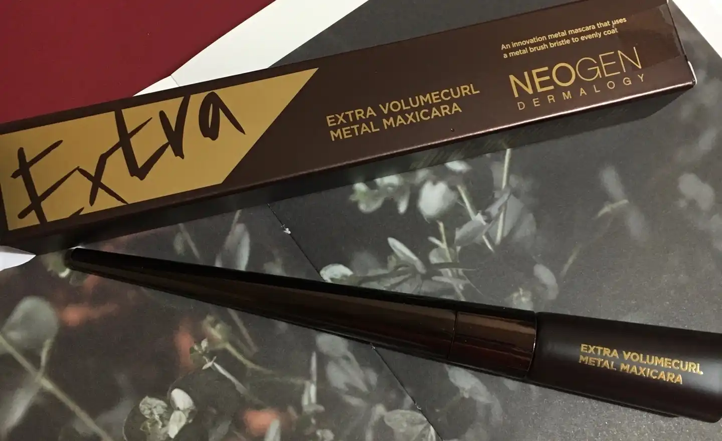 엑스트라 볼륨컬 메탈 마스카라 [브라운]