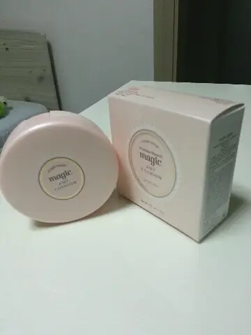 선택된 언니의파우치 리뷰 이미지 - [진주알 맑은 매직 애니 쿠션 SPF34/PA++ (Peach)]