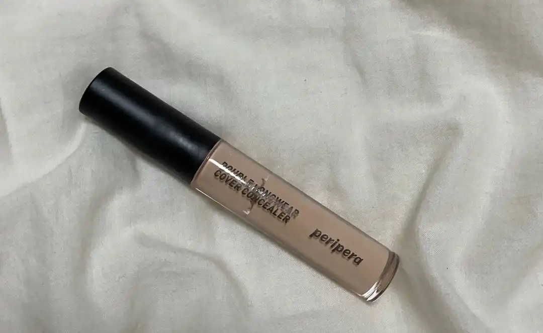 더블 롱웨어 커버 컨실러 [03 클래식 샌드]