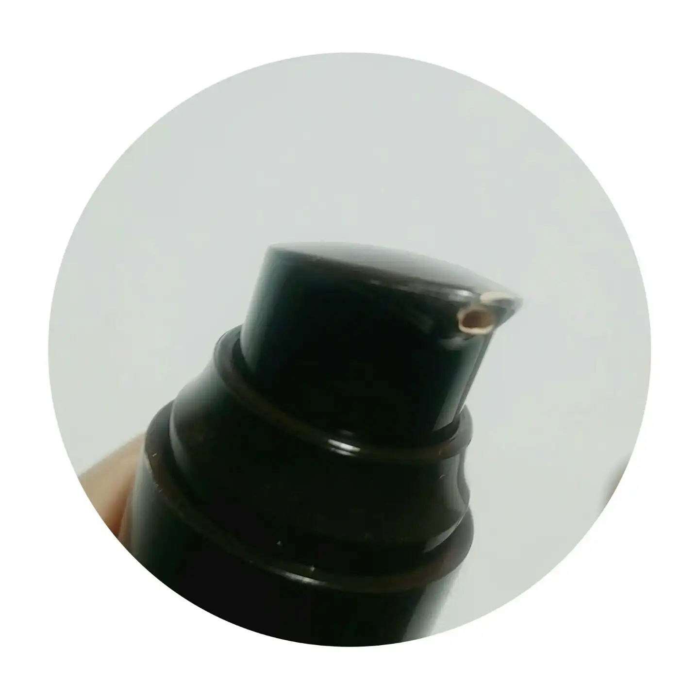 언니의파우치 리뷰 이미지 13 - [에코 소울 리얼 핏 파운데이션 [21 클리어 베이지]]
