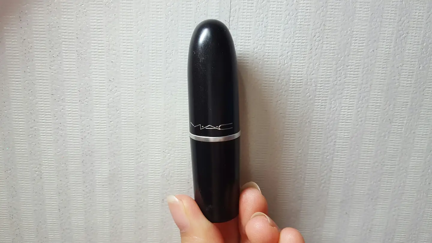 선택된 언니의파우치 리뷰 이미지 - [앰플리파이드 립스틱 [베가스 볼트]]