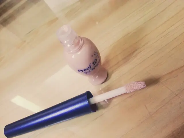 선택된 언니의파우치 리뷰 이미지 - [프루프 10 아이 프라이머]