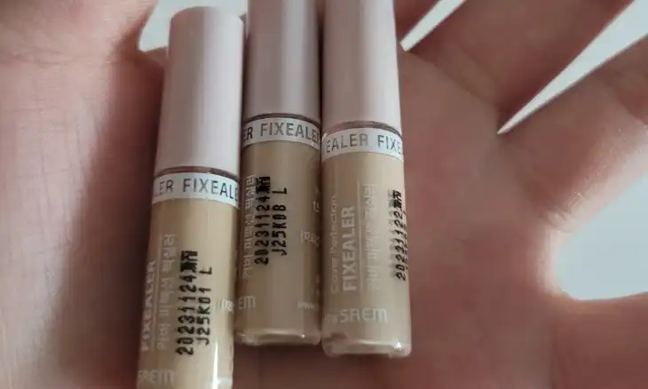 커버 퍼펙션 팁 컨실러 [01 클리어 베이지]