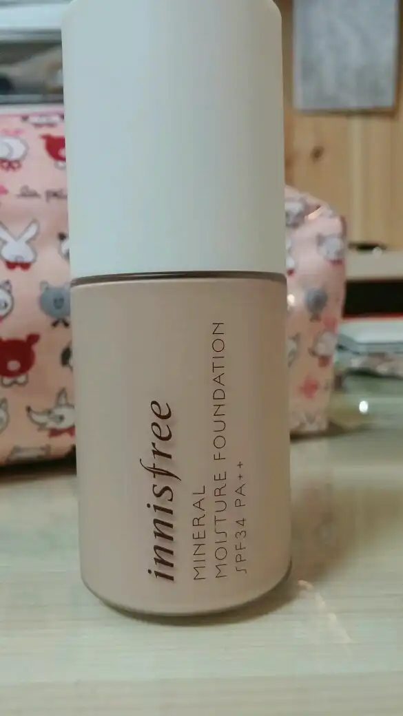 선택된 언니의파우치 리뷰 이미지 - [미네랄 모이스처 파운데이션 [C2호 핑크 내추럴 베이지]]