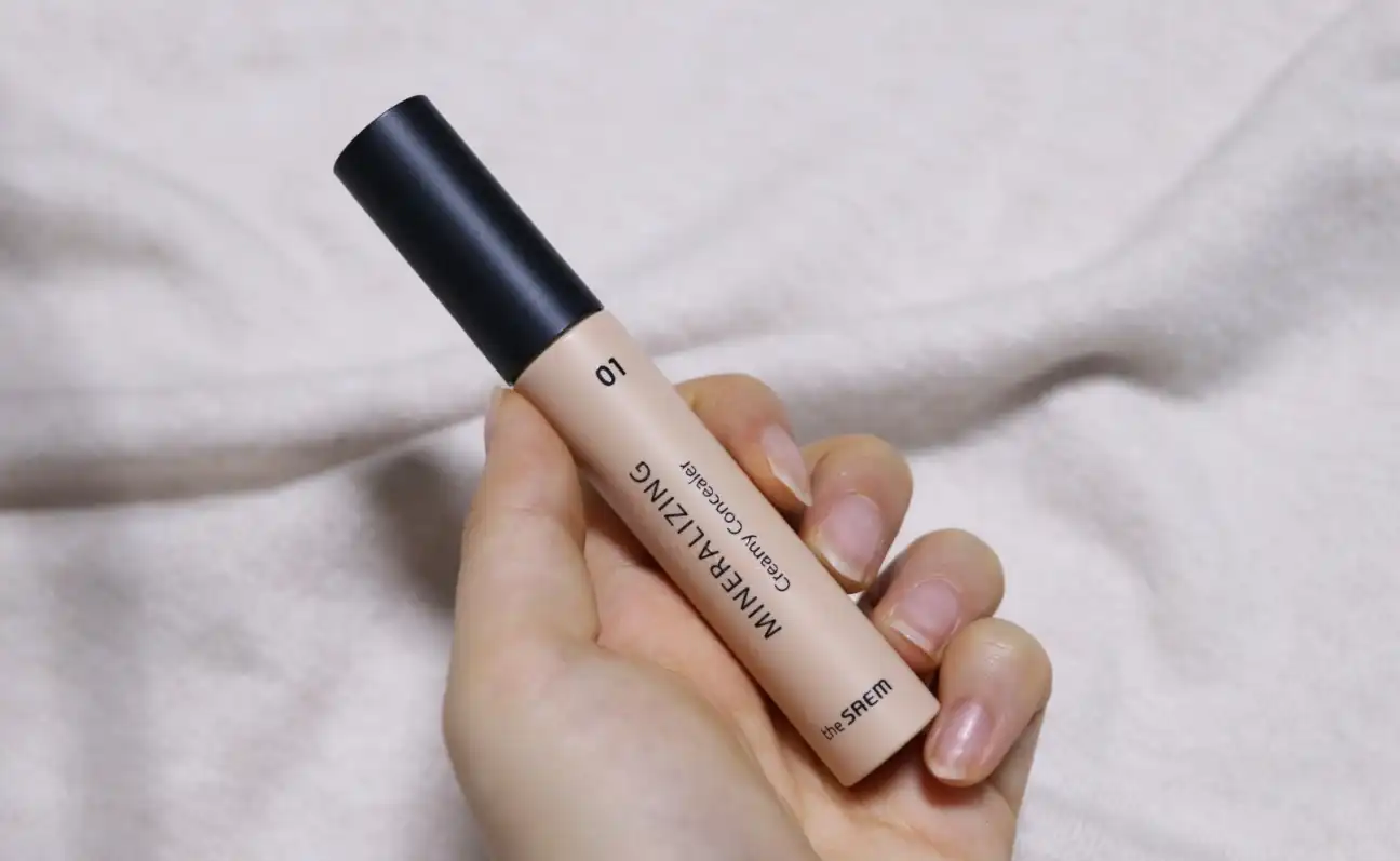 미네랄라이징 크리미 컨실러 [01 바닐라]